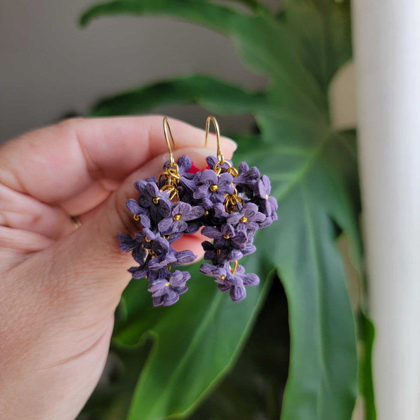 Lilac Bunch Earrings in Dark