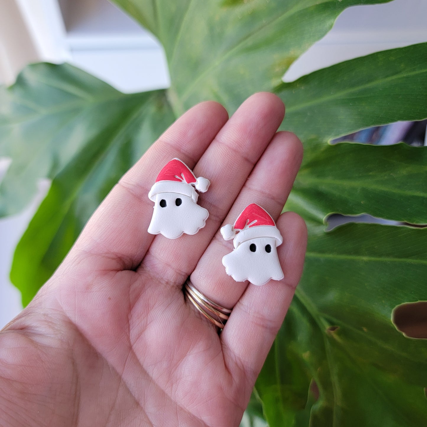 Festive Ghost