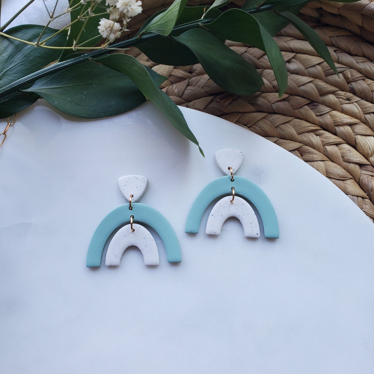 Rainbow Earrings in Speckled White and Sage