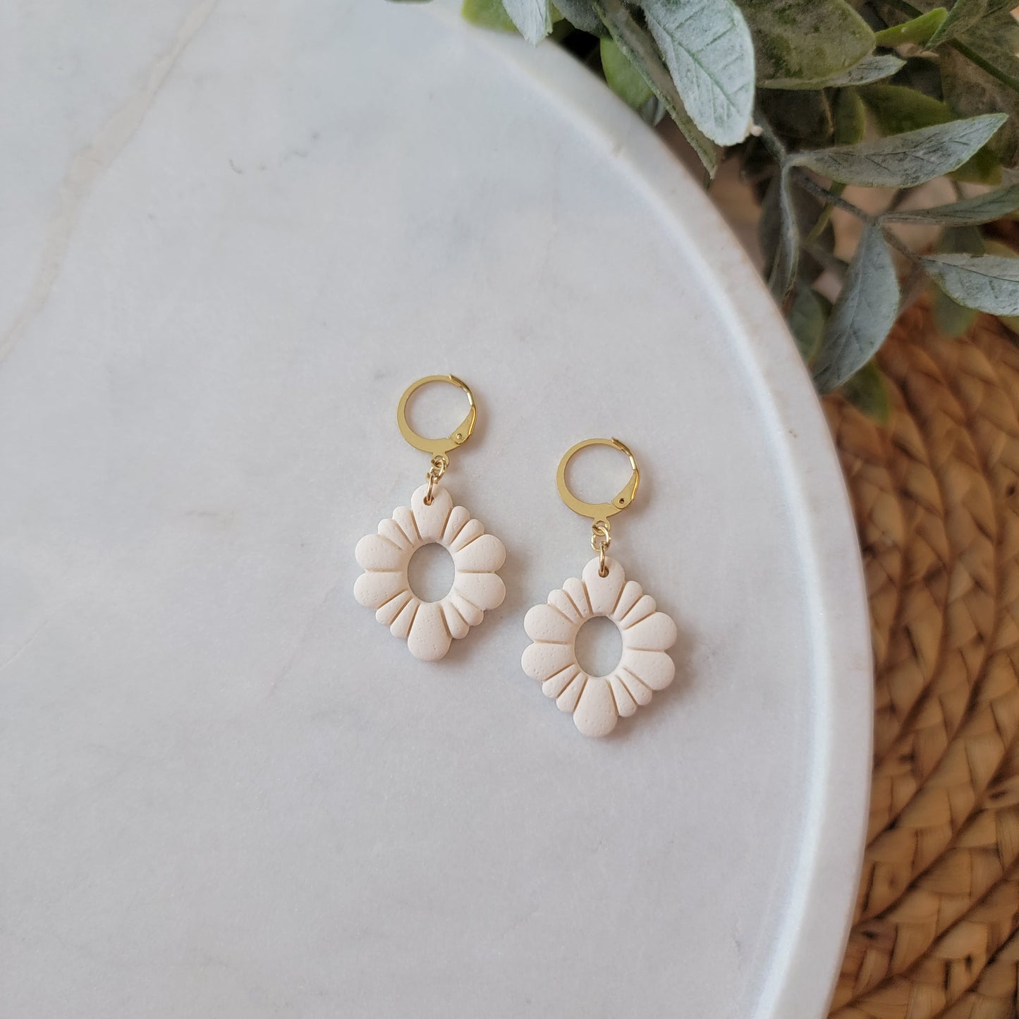 Scalloped Huggies in Cream
