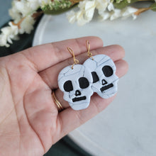 Load image into Gallery viewer, Marbled Skull Earrings
