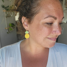 Load image into Gallery viewer, Pineapple Earrings
