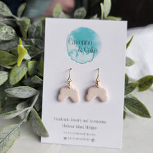 Load image into Gallery viewer, Mini Arch Pebble Earrings in Cream
