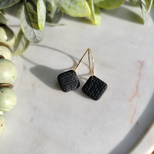 Cora Hoops in Black