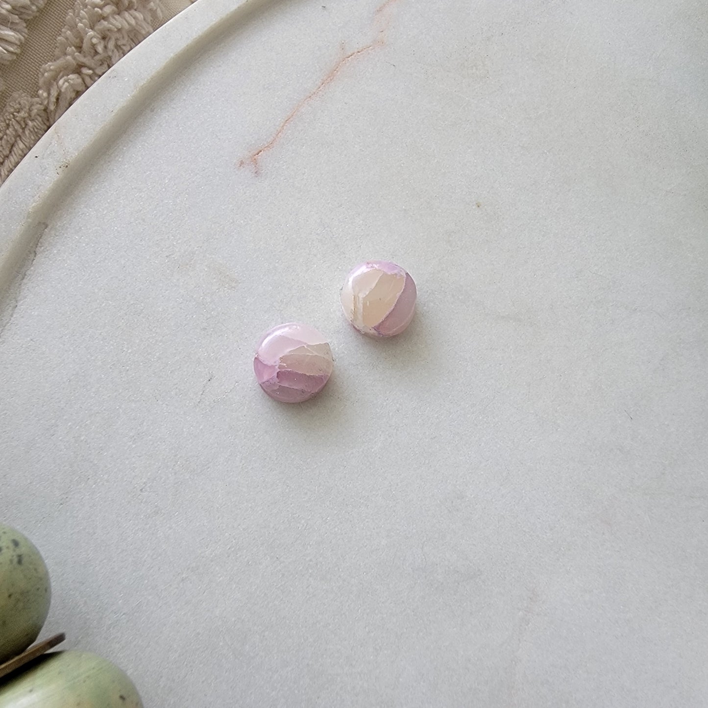 Studs in Lilac Quartz