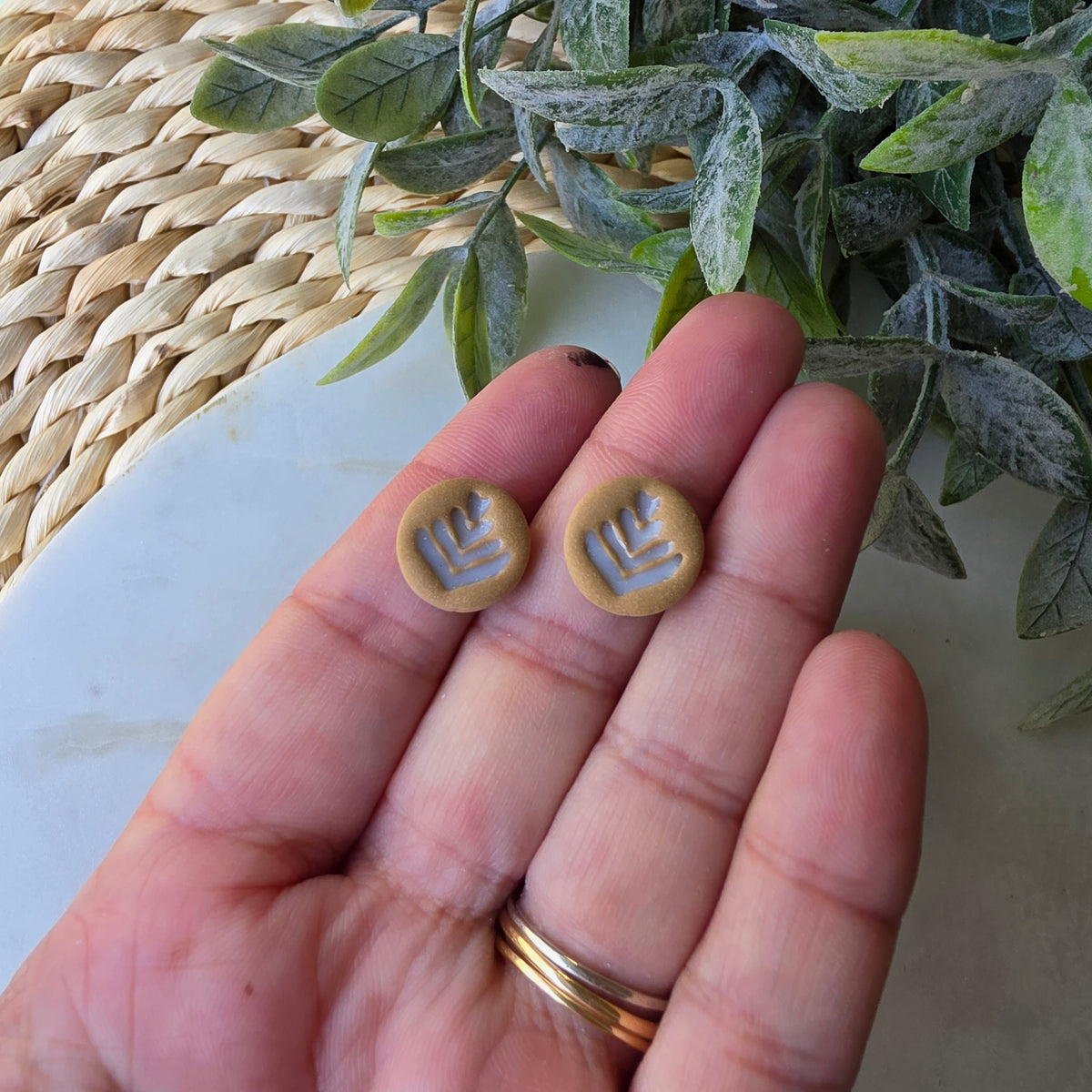 Fall Studs