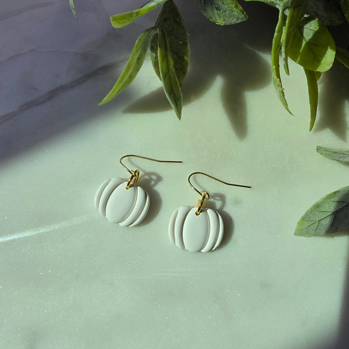 Simple Pumpkin Dangle Earrings