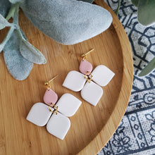 Load image into Gallery viewer, Magnolia Earrings
