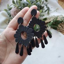 Load image into Gallery viewer, Scalloped Dangly Statement Earrings in Black
