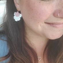 Load image into Gallery viewer, Ruffled Petal Earrings in White and Mauve
