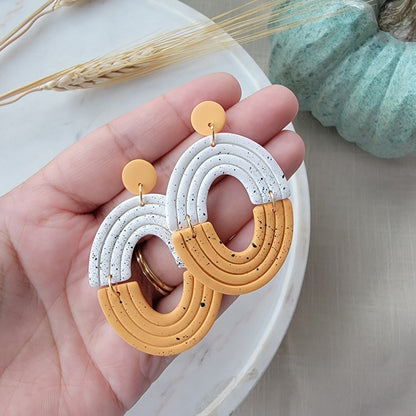 Circle Drops in Daisy Yellow Splatter