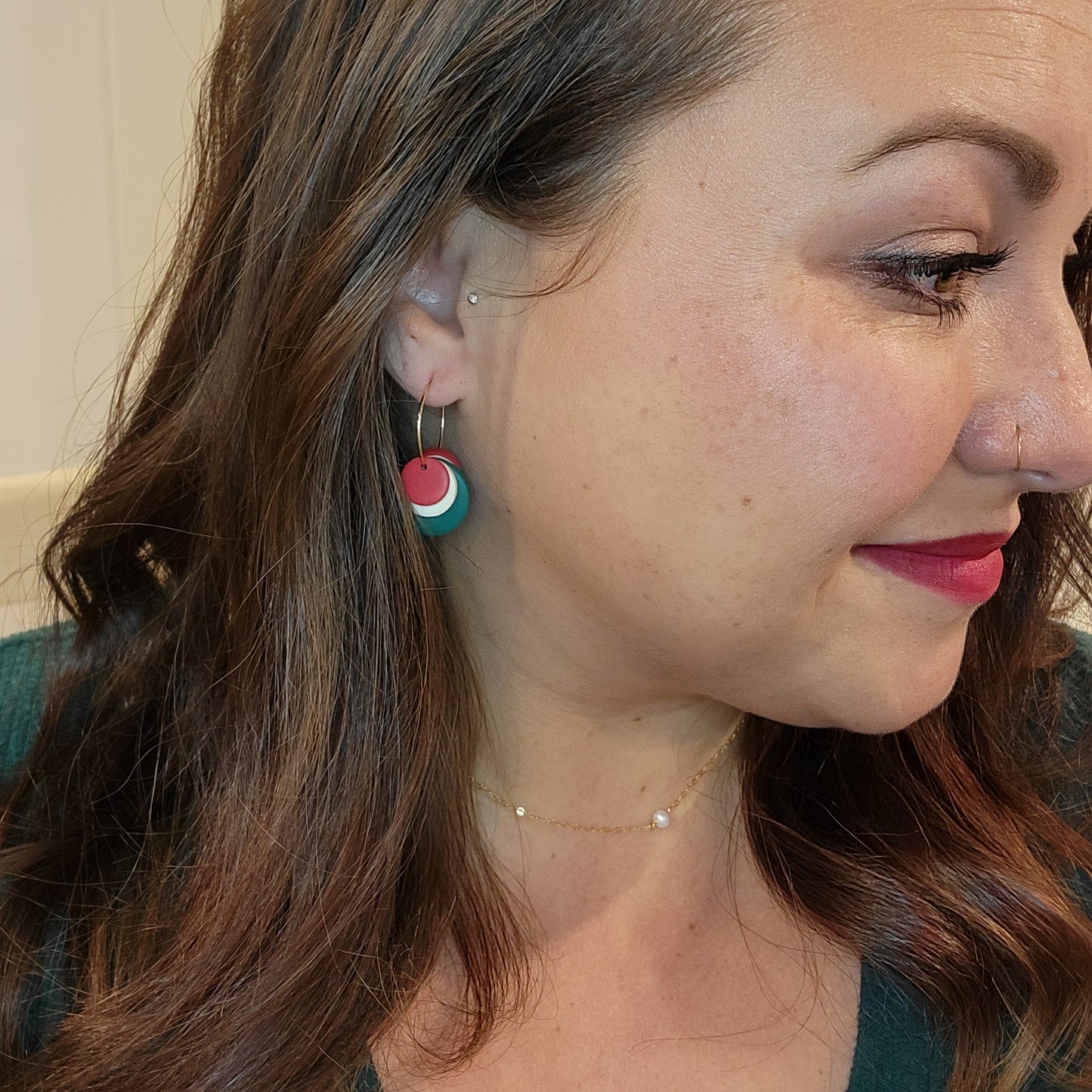 Midi Hoops in Red Green and White