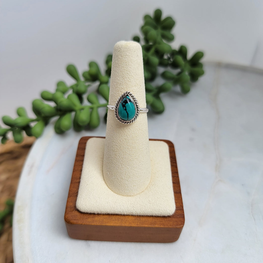 Sterling Silver Turquoise Teardrop Ring