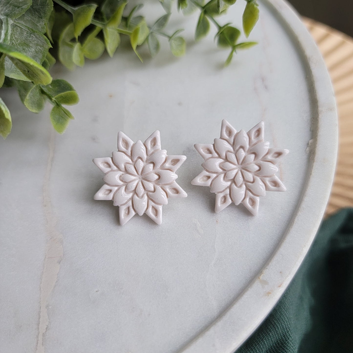 Statement Snowflake 2