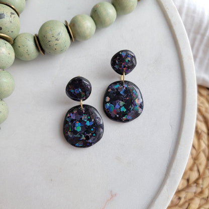 Bri Earrings in Black Glitter