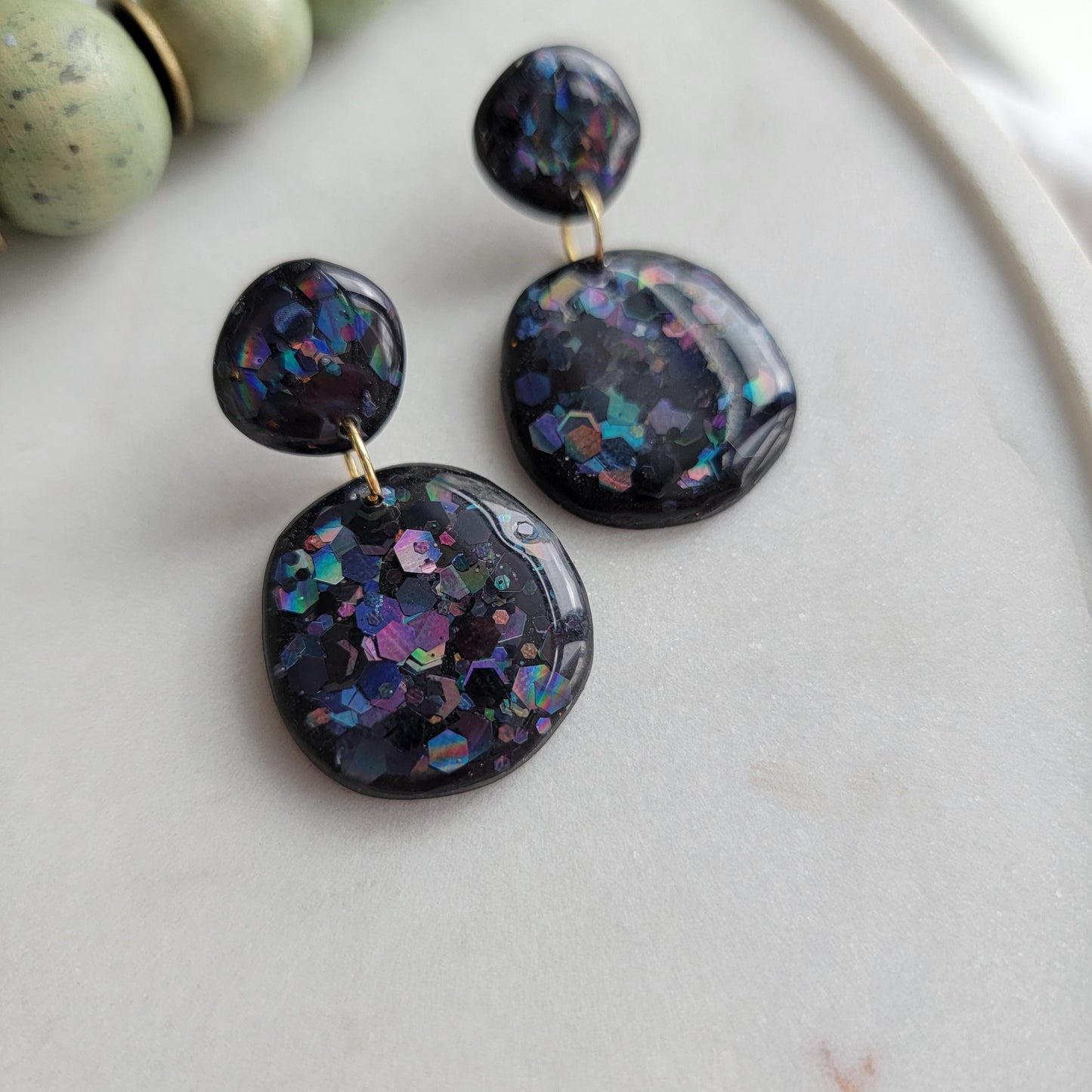 Bri Earrings in Black Glitter