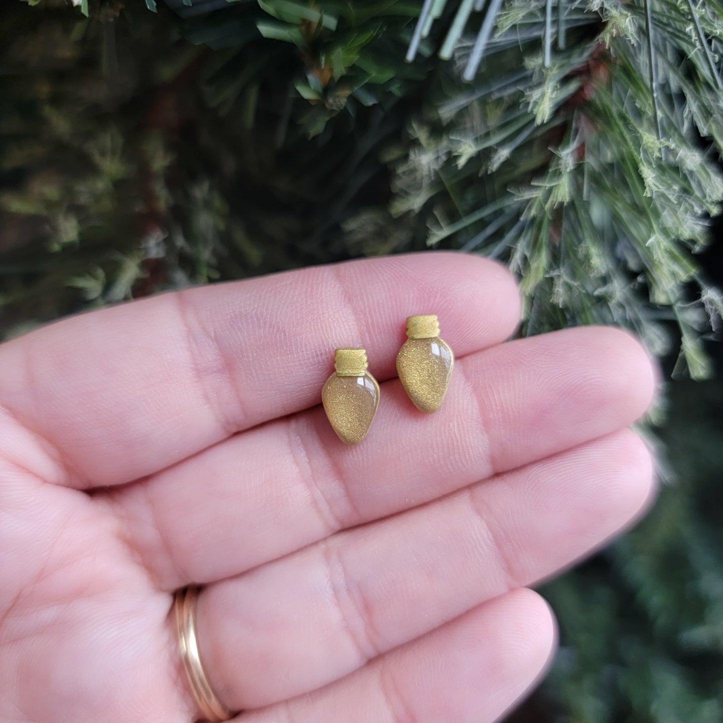 Holiday Light Bulb Studs